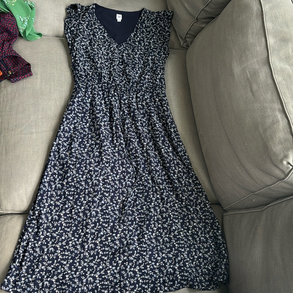 Navy print summer dress from Gap.